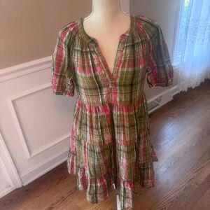 Crown‎ and Ivy women’s size small wahoo plaid Green and Pink Tiered dress